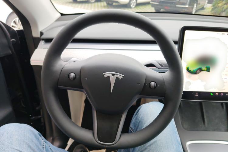 Used Tesla Model Y 2024 Rear-Wheel-Drive Version
