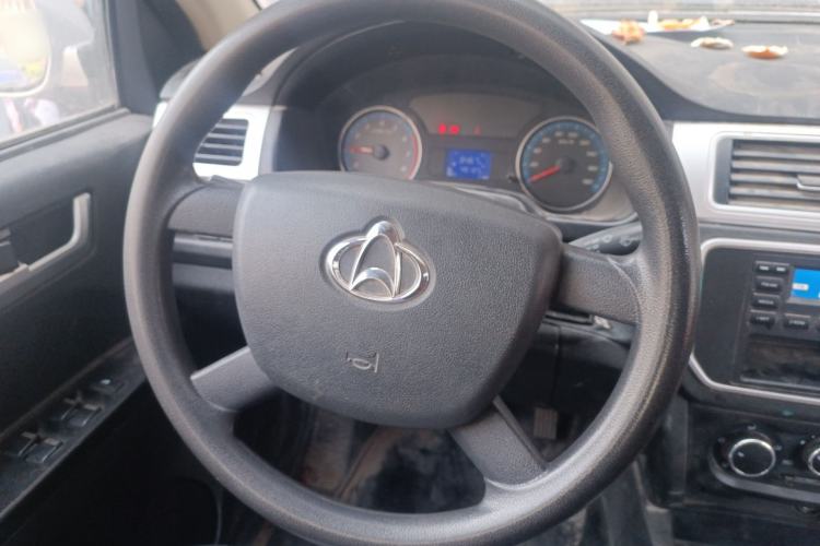 Used CHANGAN KAICHENG Shenqi F30 2019 1.5L Comfort Edition China VI Dual-Cab Long Wheelbase DAM15KL Steering Wheel