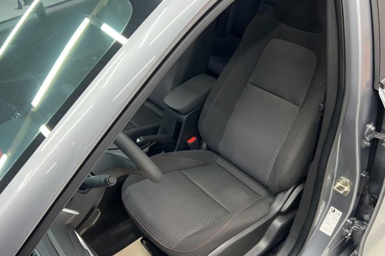 Used Chevrolet Cavalier 2020 Redline 325T Automatic Xinshang Edition China VI Standard
