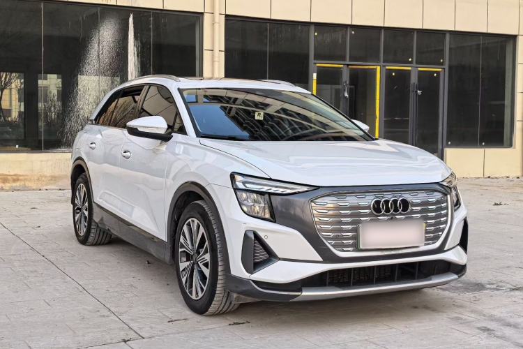 Used Audi Q5 e-tron 2023 40 e-tron Shining Edition Brocade Suit
