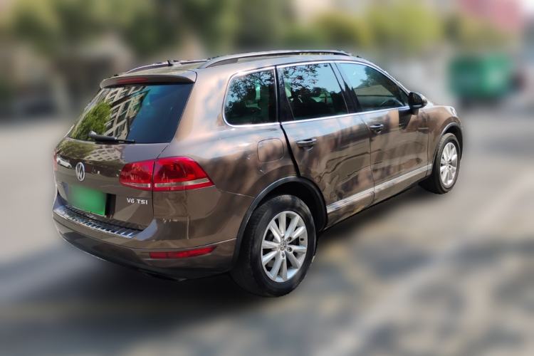 Used Volkswagen Touareg 2011 3.0 TSI High-End Version