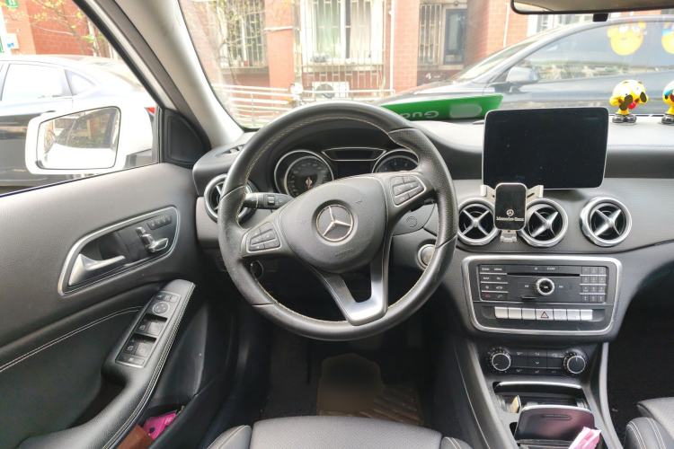Used Mercedes-Benz GLA 2017 GLA 200 Fashion Model
