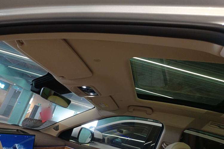 Used Hima AITO M7 2024 1.5T Rear-Drive Plus Version 5 Seats Headliner