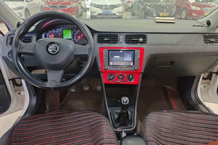 Used Skoda Rapid Spaceback 2014 1.6L Manual Enjoyment Edition
