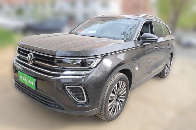 Used Volkswagen Tavendor 2024 330TSI Luxury Touring - All-Inclusive Edition