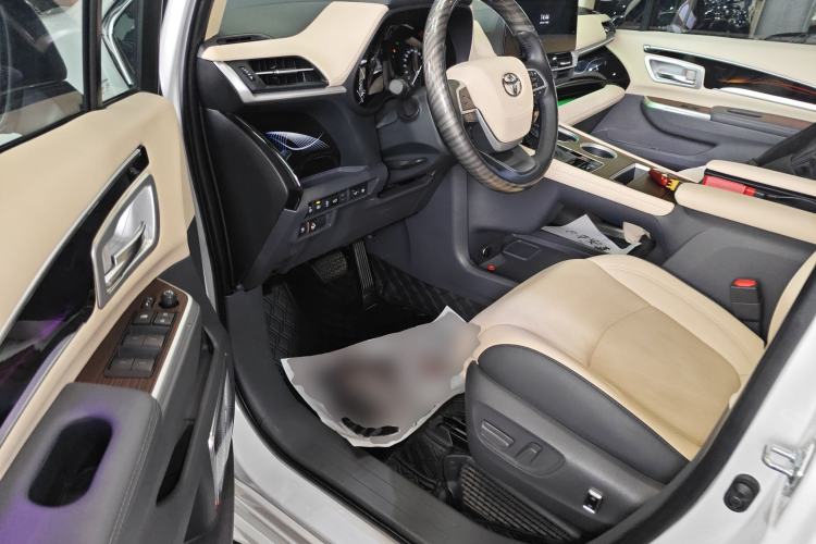 Used Toyota SIENNA 2024 2.5L Hybrid Comfort Edition