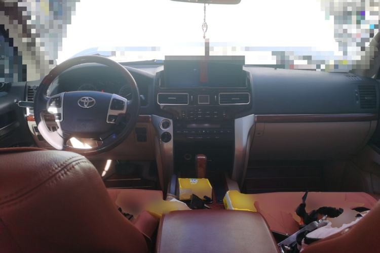 Used Toyota Land Cruiser 2016 4.0L Gasoline 8-Seater Middle East Version
