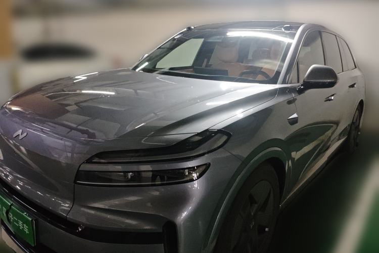 Used ONVO Luxeed L90 2025 Model—Max Six-Seater Version