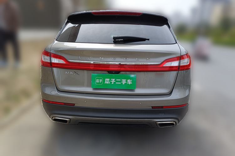 Used Lincoln MKX 2015 2.0T Four-Wheel Drive Luxury Edition Rear