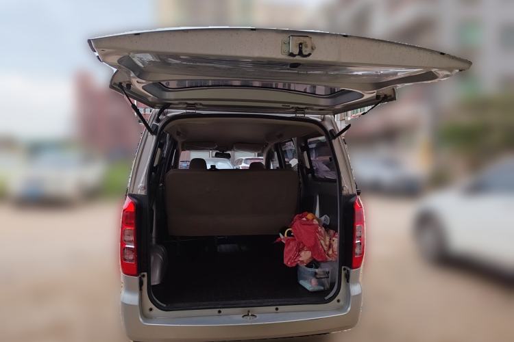 Used Wuling Hongguang V 2022 1.5L Jingqu Edition Electric-Assist LAR Trunk