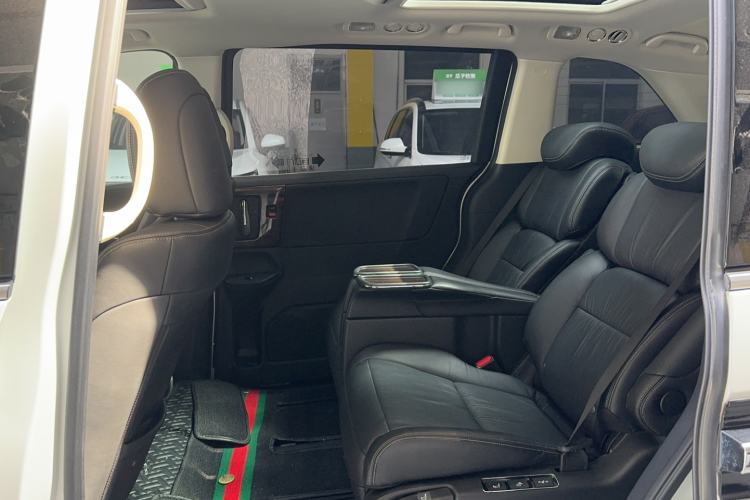 Used Honda Elysion 2016 2.4L Supreme Edition