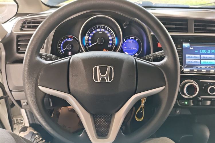 Used Honda Fit 2014 1.5L SE CVT Fashion Model