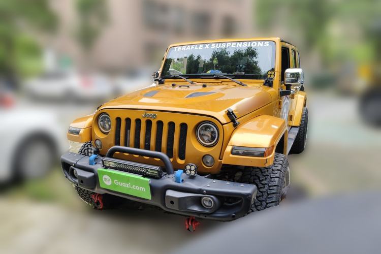 Used Jeep Wrangler 2014 3.0L Sahara Four-Door Edition