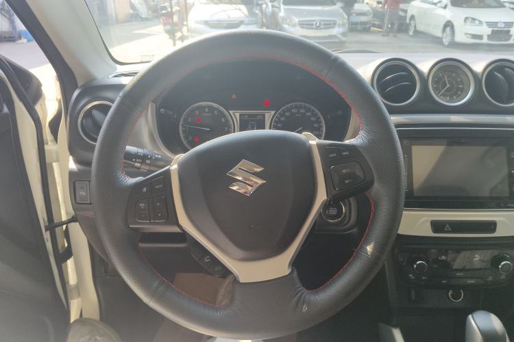 Used Suzuki Vitara 2016 1.4T Automatic Two-Wheel Drive Luxury Version
