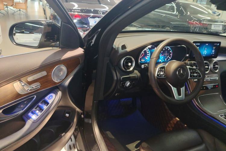 Used Mercedes-Benz GLC 2021 GLC 300 L 4MATIC Dynamic Model
