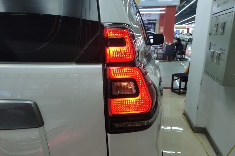 Used Toyota Prado 2018 3.5L Automatic SX
