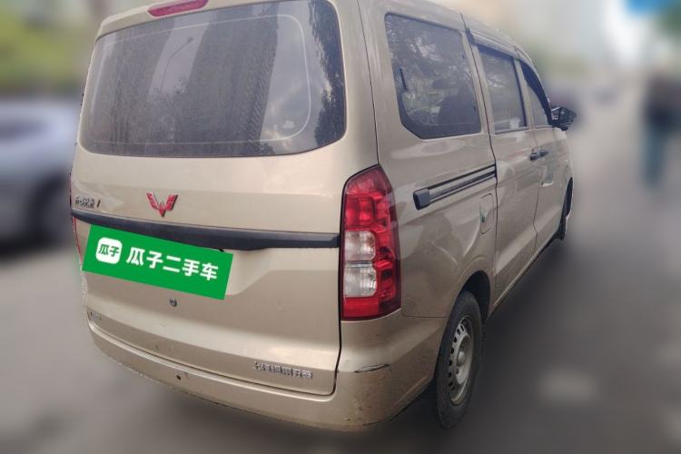 Used Wuling Hongguang V 2019 1.5L Jingqu Version China VI LAR
