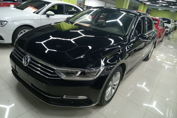 Used Volkswagen Magotan 2018 Facelift 330TSI DSG Luxury Model