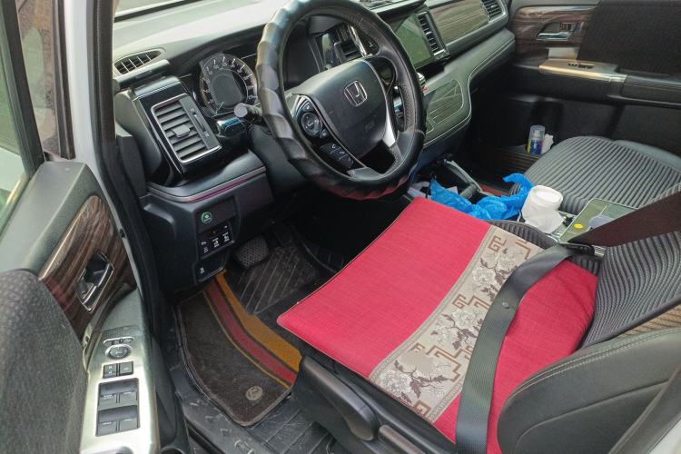 Used Honda Elysion 2016 2.4L Classic Edition
