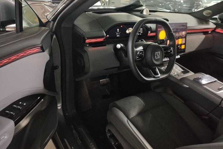 Used Zeekr 7X 2025 100 kWh Long-Range Rear-Wheel Drive with Intelligent Driving Features Driver Seat