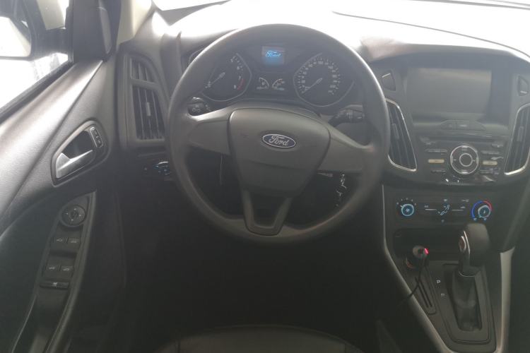 Used Ford Focus 2017 Hatchback 1.6L Automatic Comfort Plus SmartDrive Edition
