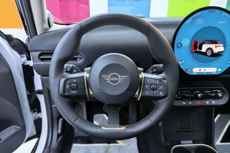 Used MINI MINI 2025 1.5T COOPER Classic Edition Five-Door Version
