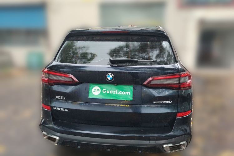 Used BMW X5 2022 xDrive 30Li Luxury M Sport Package