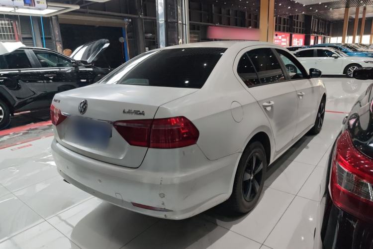 Used Volkswagen Lavida 2013 Revised Classic 1.6L Automatic Fashion Edition
