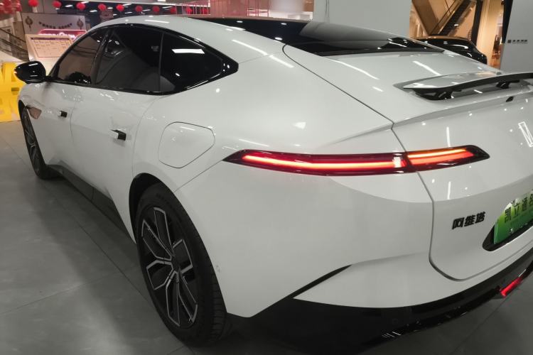 Used Avatr 12 2025 Refresh Max Extended-Range Version Rear Left 45 Deg