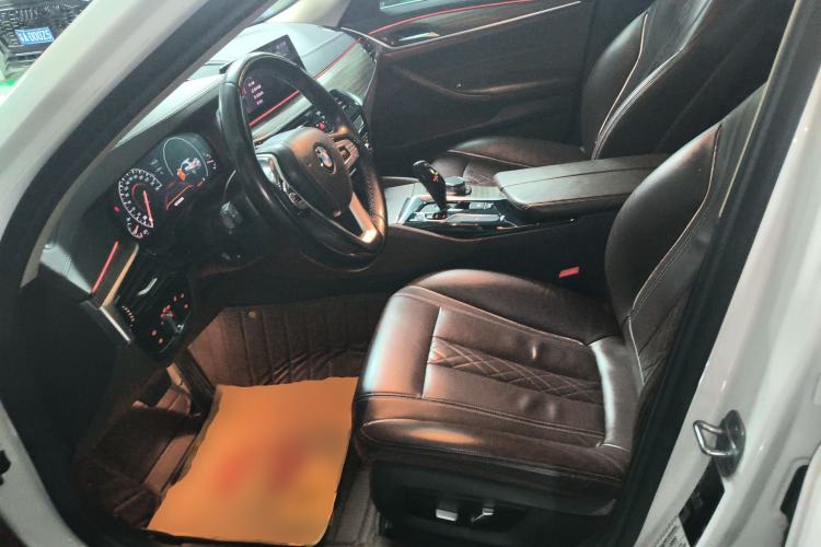 Used BMW 5 Series 2018 530Li Leading Edition Luxury Package Left Front Seat