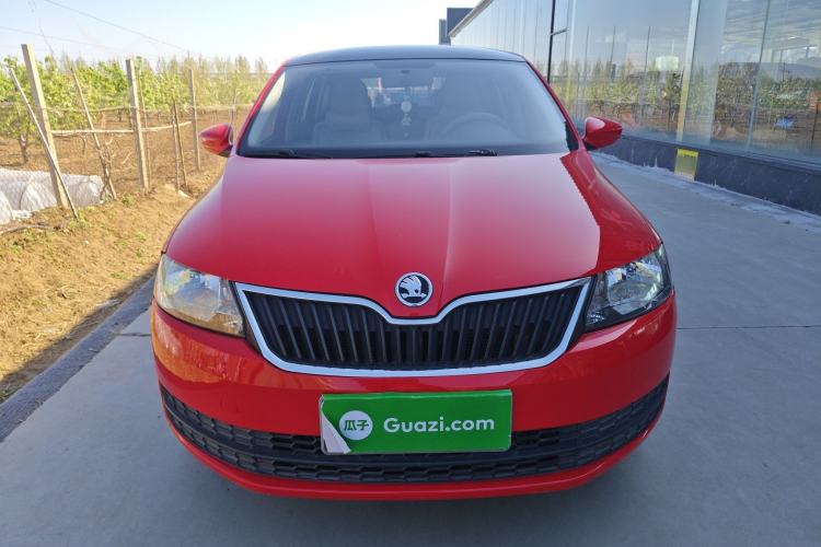 Used Skoda Rapid Spaceback 2014 1.6L Automatic Enjoyment Edition Front