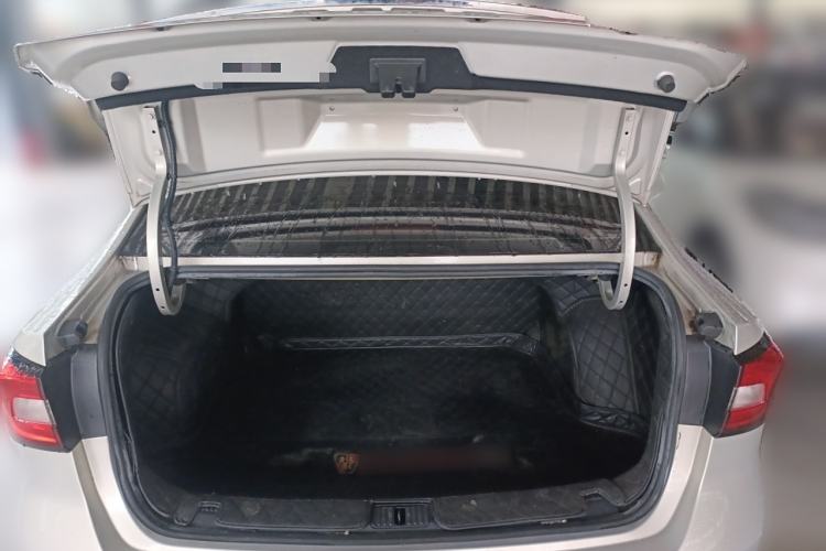 Used Roewe i5 2020 1.5L Manual 4G Connect Leehao Flagship Edition
