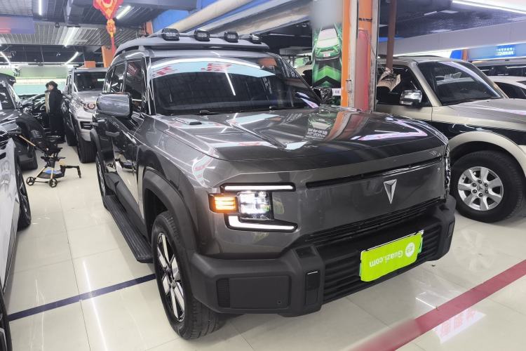 Used Deepal G318 2024 Four-Wheel-Drive Air Suspension Model