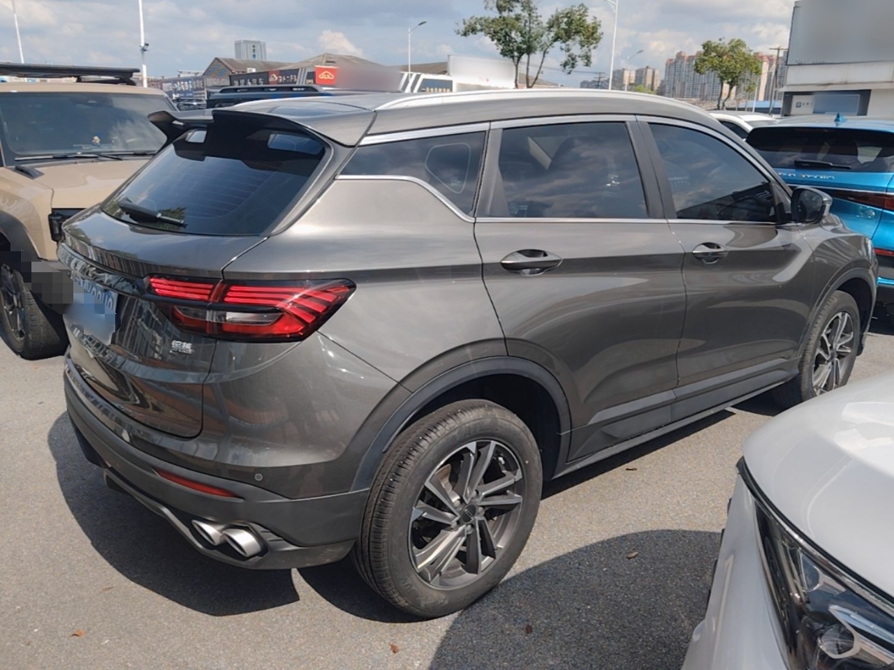Geely Auto Coolray 2023 1.5T DCT Platinum Edition — снимка 6