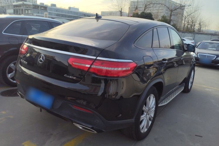 Used Mercedes-Benz GLE Coupe 2017 GLE 320 4MATIC Coupe SUV
