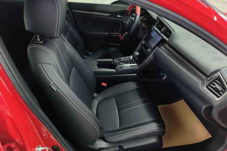 Used Honda Civic 2021 HATCHBACK 220TURBO CVT New Trendsetter Right Front Seat