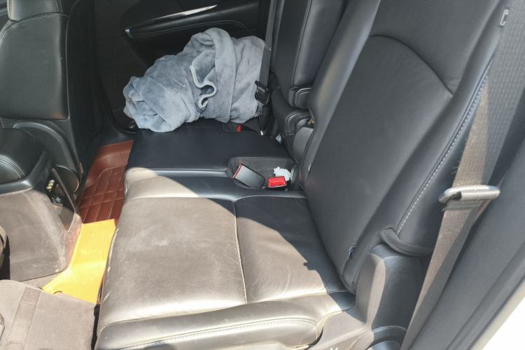 Used Dodge Journey 2013 2.4L Two-Wheel Drive Luxury Version