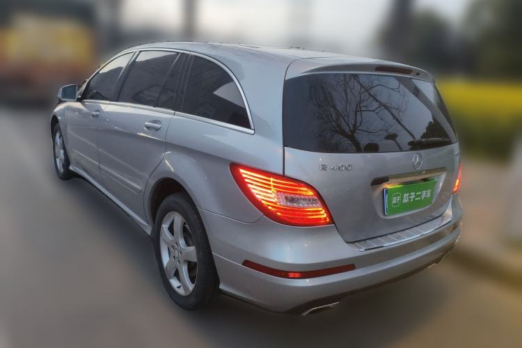 Used Mercedes-Benz R-Class 2014 R 400 4MATIC Business Model Rear Left 45 Deg