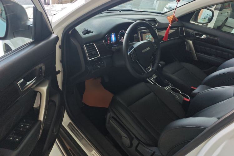 Used Haval H2 2016 Red-Label 1.5T Automatic Two-Wheel Drive Luxury Model Driver Seat