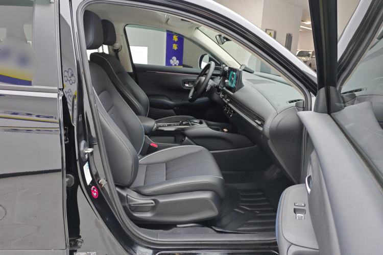 Used Honda HR-V 2023 2.0L eHEV Dynamic Smart Edition
