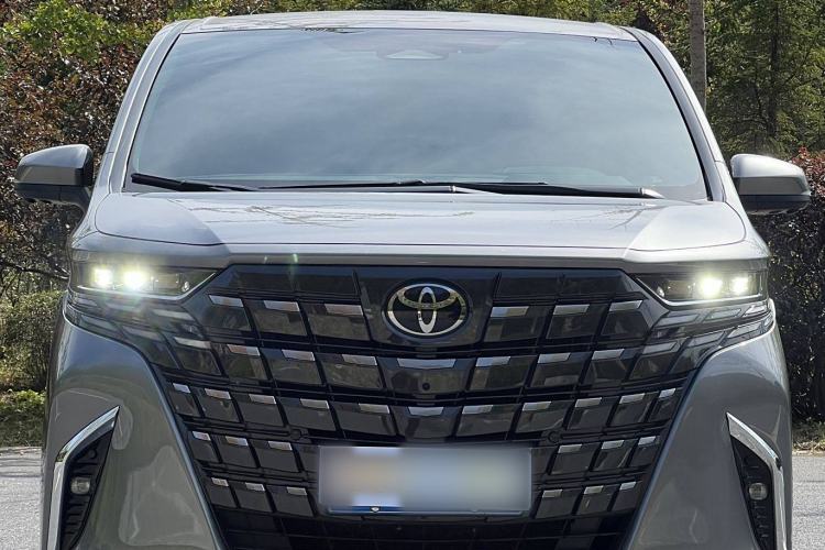 Used Toyota Alphard 2024 Dual-Engine 2.5L Prestige Edition
