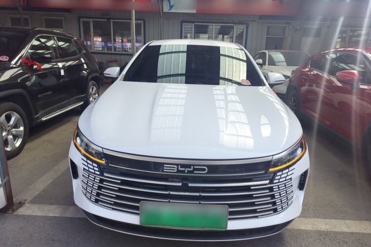 Used BYD Destroyer 05 2024 HONOR Edition DM-i 55KM Luxury Model Front