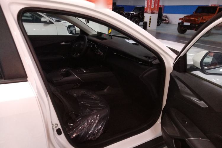 Used CHANGAN OSHAN 520 2025 Standard Edition
