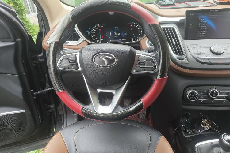 Used Soueast DX7 2017 1.5T Manual Triumph Edition
