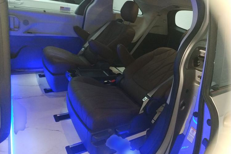 Used Toyota SIENNA 2021 2.5L Hybrid Comfort Edition Left Rear Seat