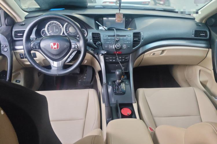 Used Honda Spirior 2013 2.0L Luxury Edition
