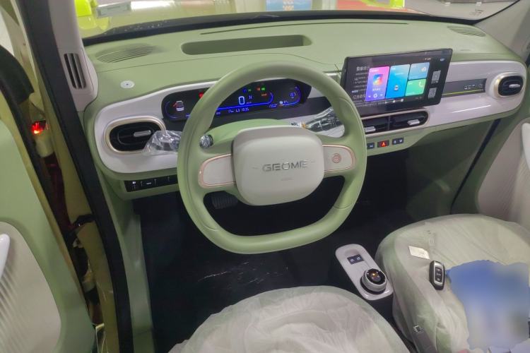 Used Geely Galaxy Panda 2025 210km Panda Rider Steering Wheel