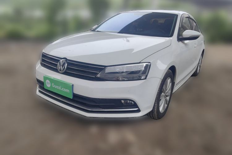 Used Volkswagen Sagitar 2015 1.6L Manual Comfort Model