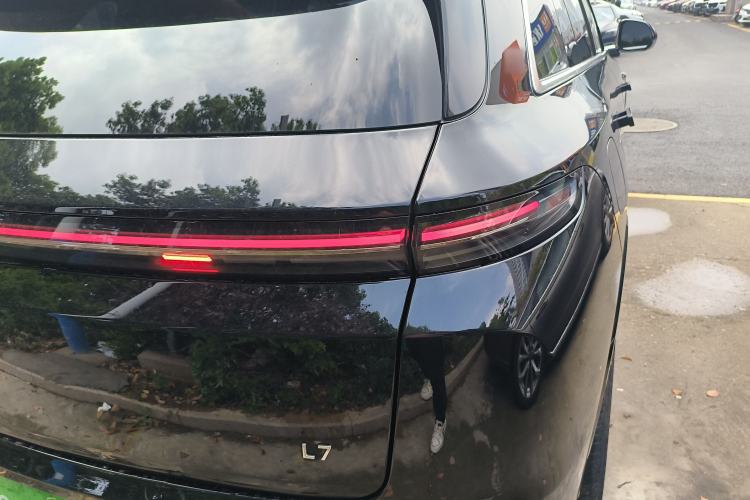 Used Li Auto L7 2023 Air model Right Rear Taillight