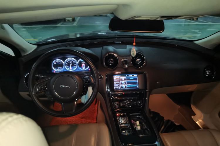 Used Jaguar XJ 2013 XJL 3.0 SC Flagship Business Edition
